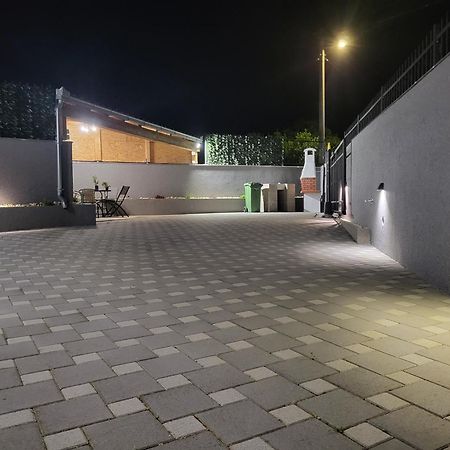 Apartman Dino Трогір Екстер'єр фото