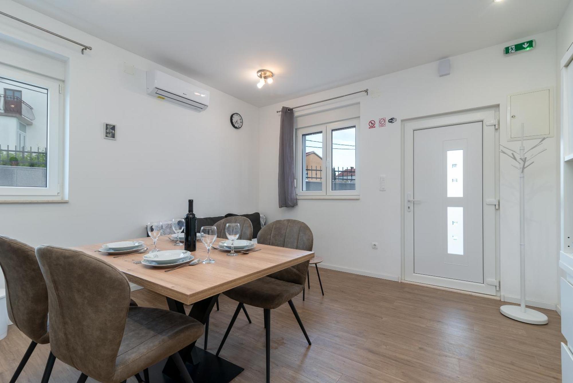 Apartman Dino Трогір Екстер'єр фото