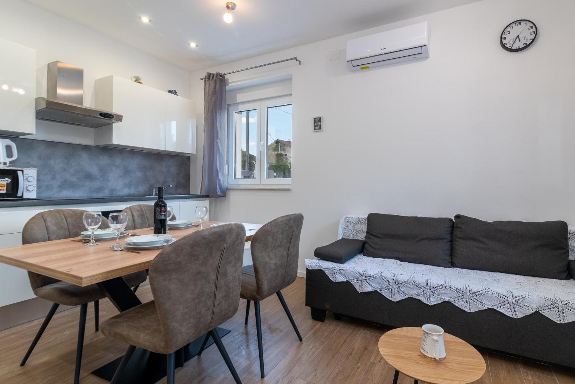 Apartman Dino Трогір Екстер'єр фото