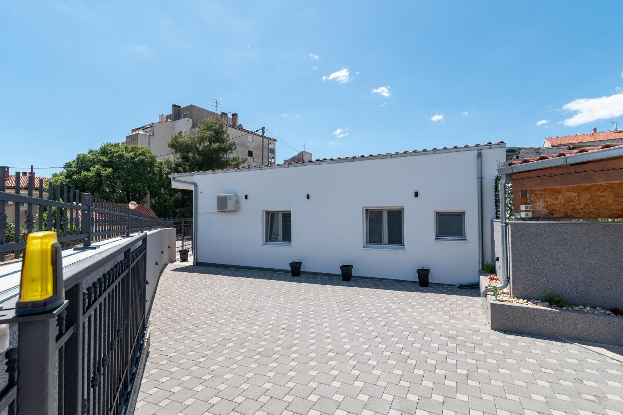 Apartman Dino Трогір Екстер'єр фото