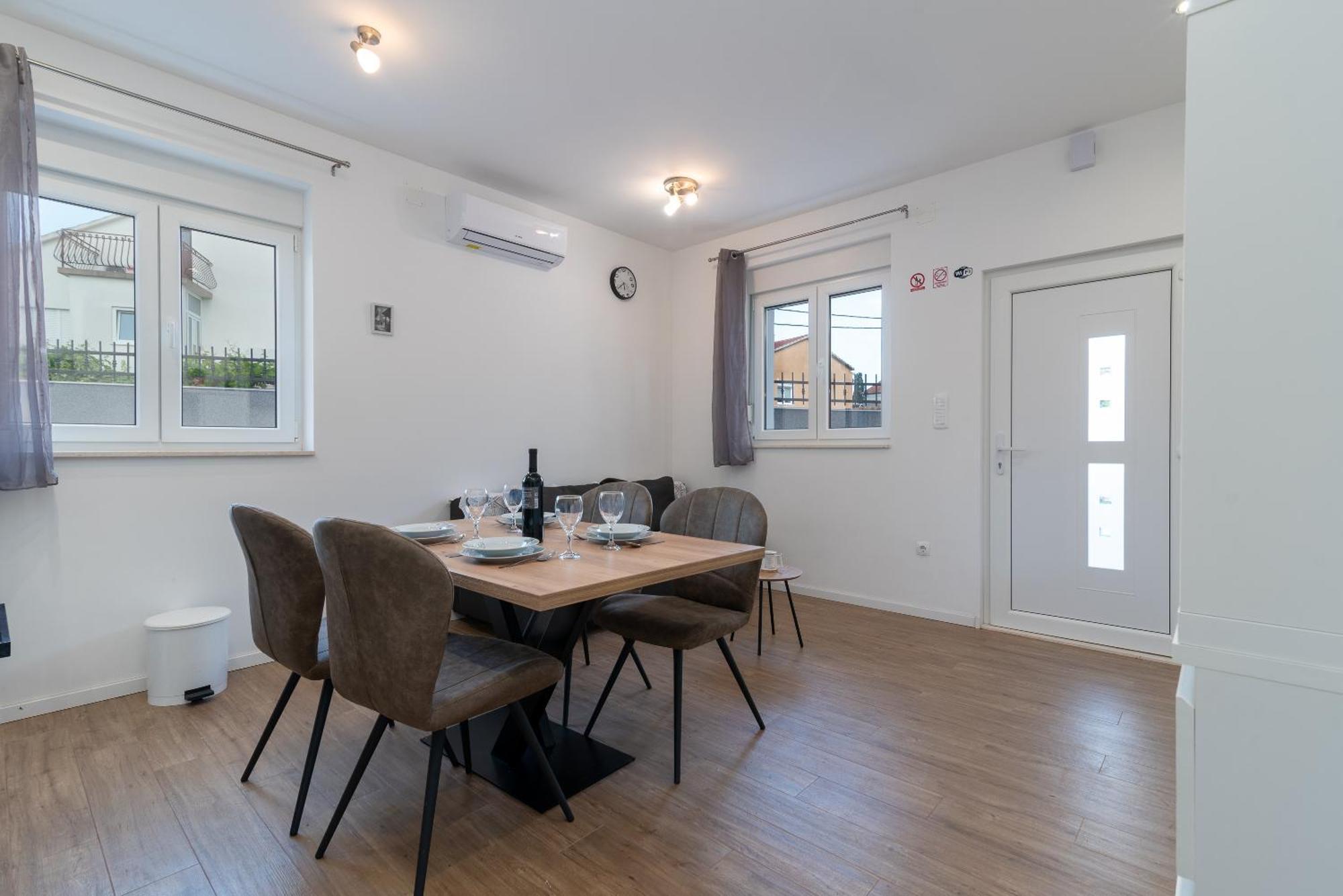 Apartman Dino Трогір Екстер'єр фото