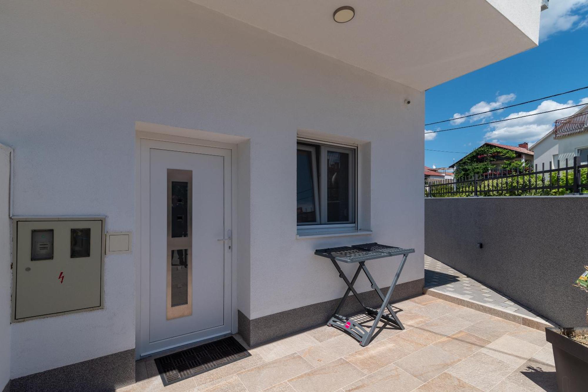 Apartman Dino Трогір Екстер'єр фото