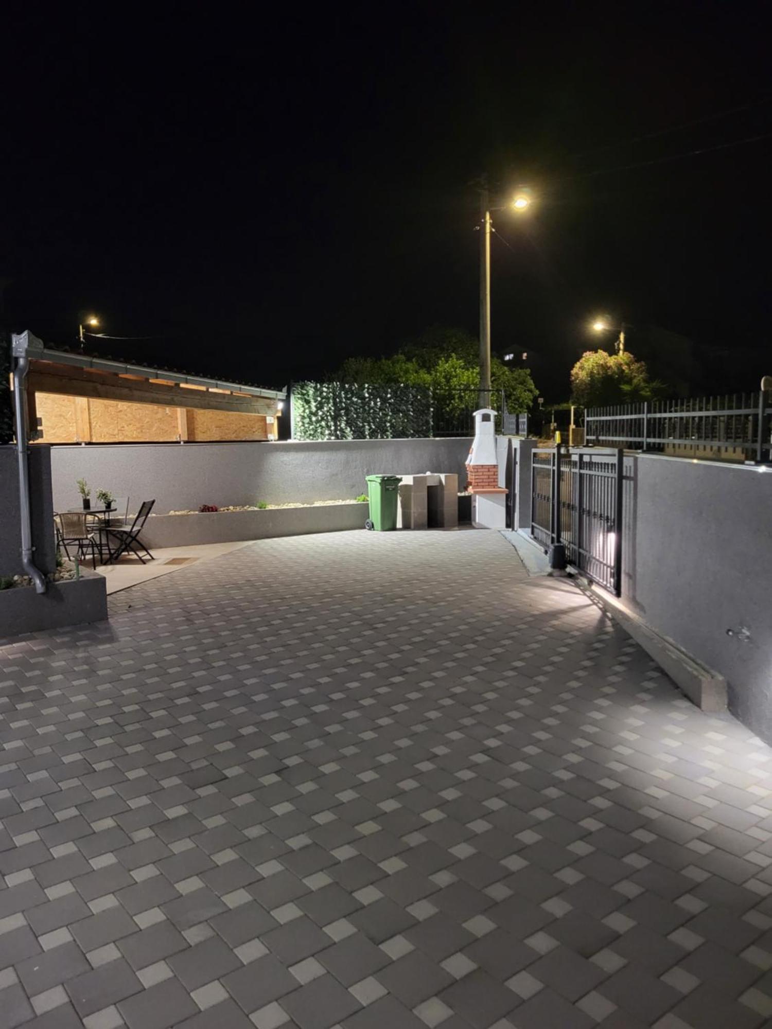 Apartman Dino Трогір Екстер'єр фото